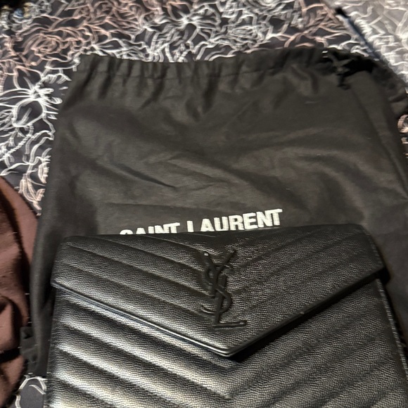 Yves Saint Laurent Black Chevron Crossbody Bag - Picture 8 of 13